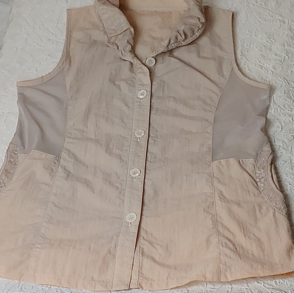 Mimosalip nylon & lace vest - Picture 2 of 10